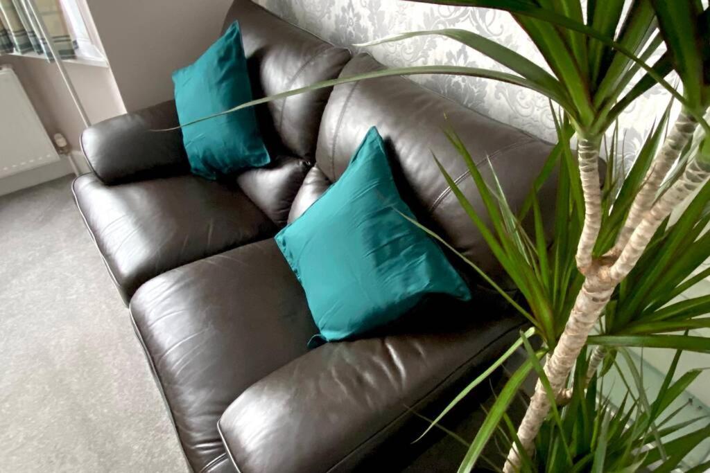 Spacious 2 Bed Apt Sleeps 4 Near Bournemouth Beach エクステリア 写真